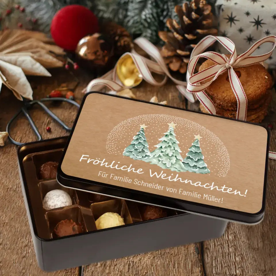 Geschenkdose mit Pralinen personalisiert mit Wunschtext „Fröhliche Weihnachten“