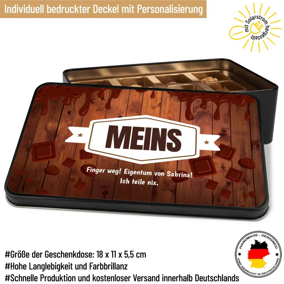 Geschenkdose mit Pralinen personalisiert mit Wunschtext „Meins (Holzkiste)“