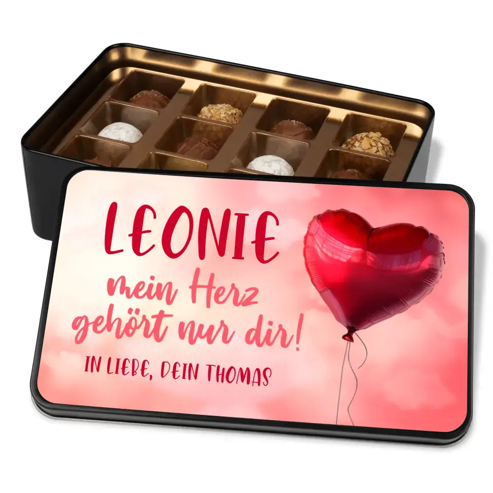 Geschenkdose mit Pralinen personalisiert „Mein Herz gehört nur dir!" mit Wunschtext
