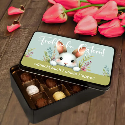 Geschenkdose mit Pralinen personalisiert „Fröhliche Ostern!" (Hasen-Motiv) mit Wunschtext