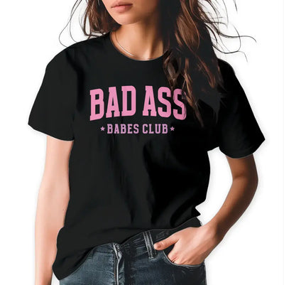 T-Shirt "Bad Ass Babes Club" mit anpassbarem Druck