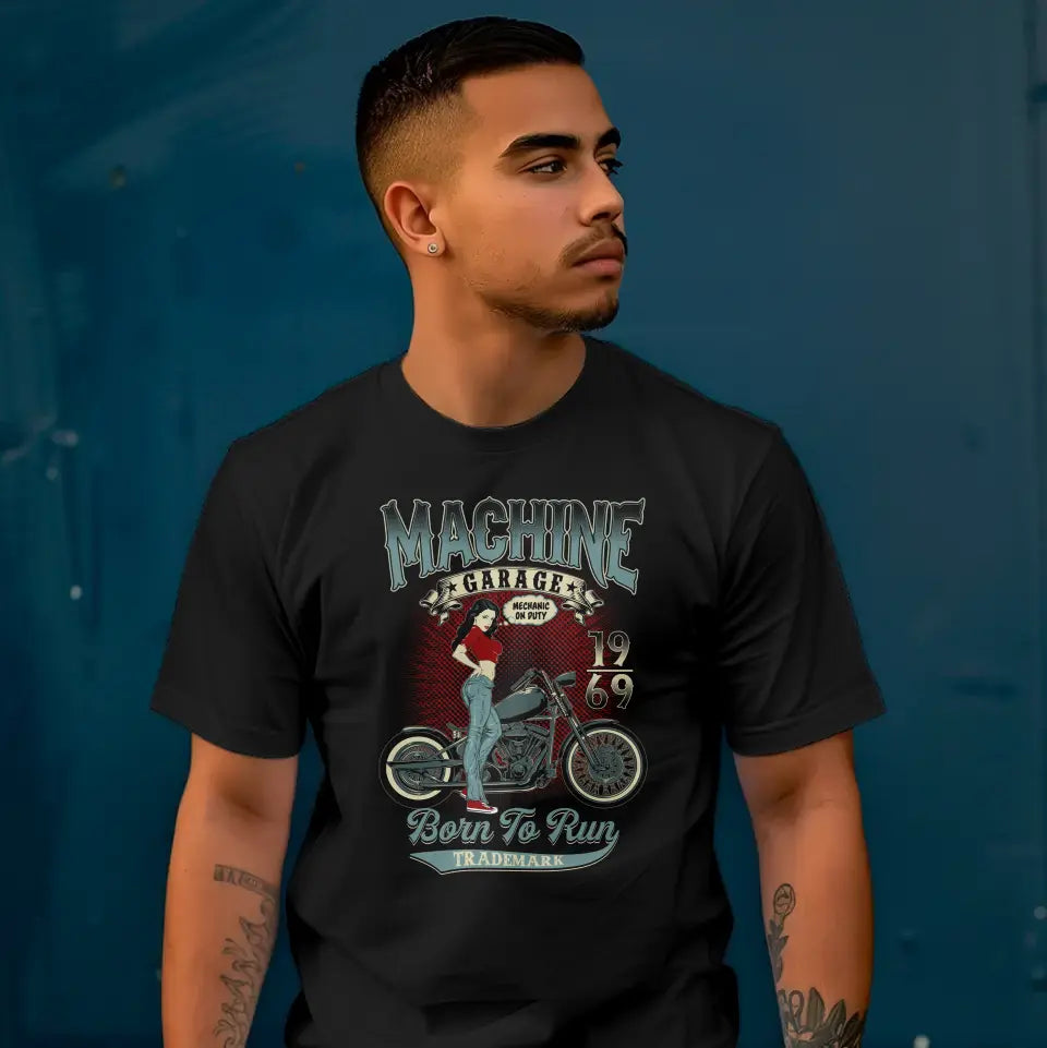 T-Shirt "Machine Garage - Born To Run" mit anpassbarem Druck